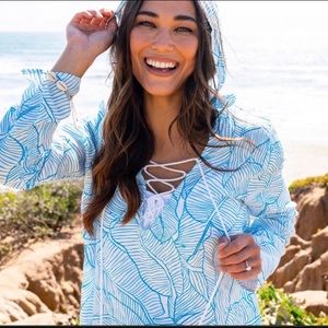 Charlie Holiday Beachly box exclusive cover up XL